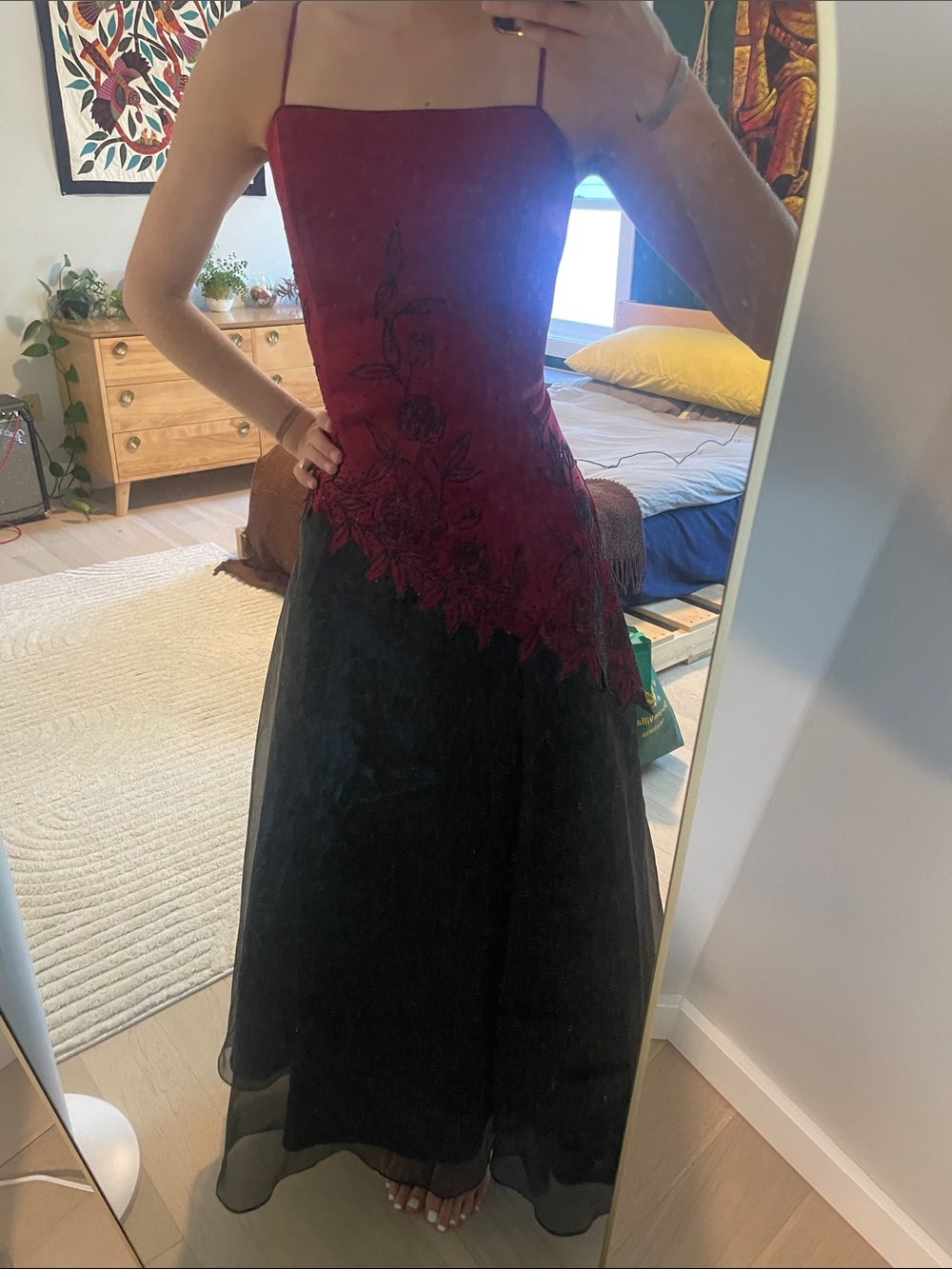 Red and Black Lace-Appliqué Spaghetti Strap Prom Dress